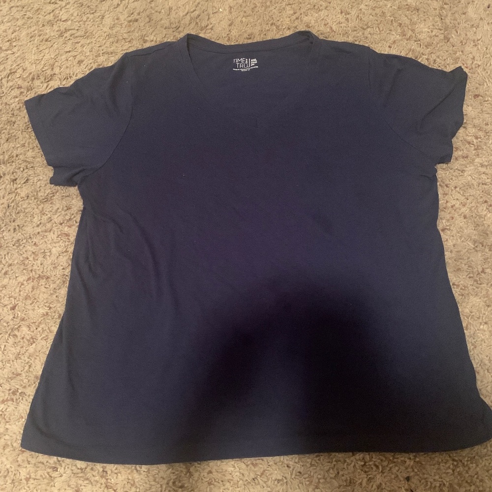 Woman’s t shirt 2xl